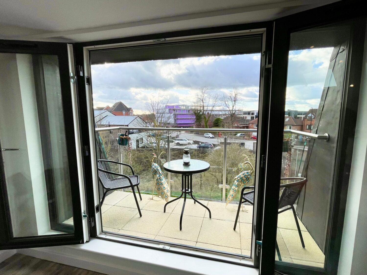 Minster Peek With Free Parking York